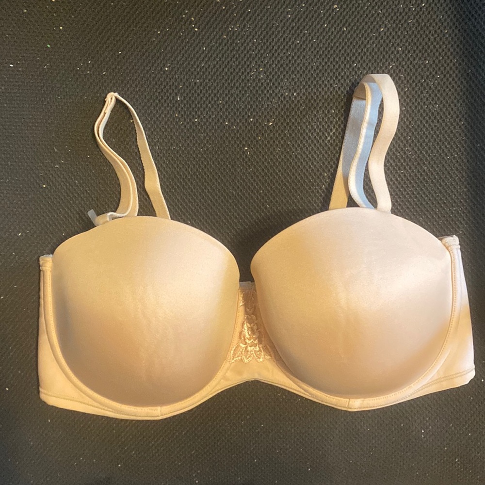 💜5/$15💜 vanity fair beauty back underwire smoothing strapless bra 38D